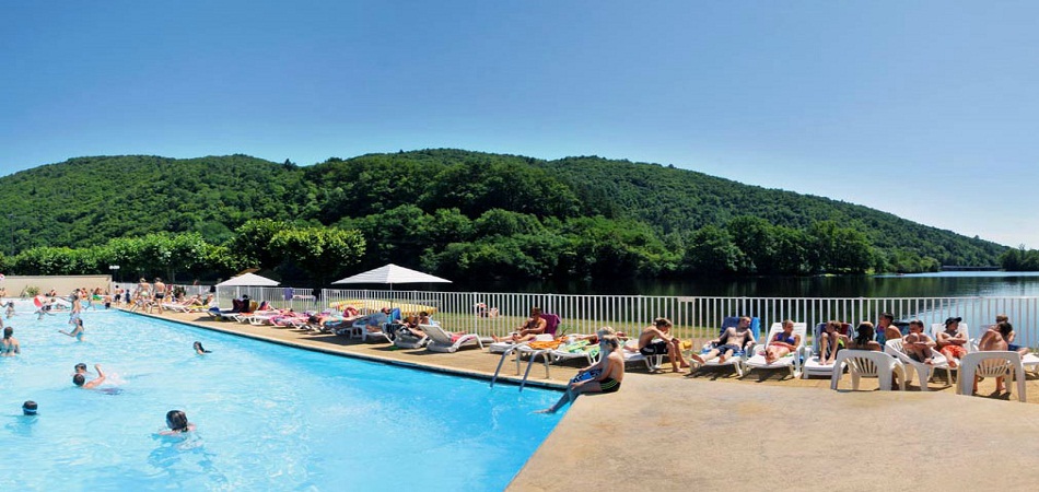 Camping en bord de rivière : La Dordogne est l&rsquo;endroit idéal !
